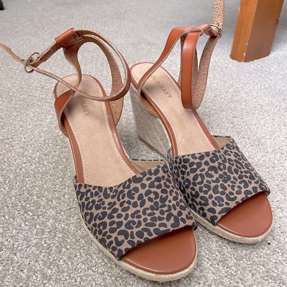 leopard print wedge sandals - Picture 1 of 6